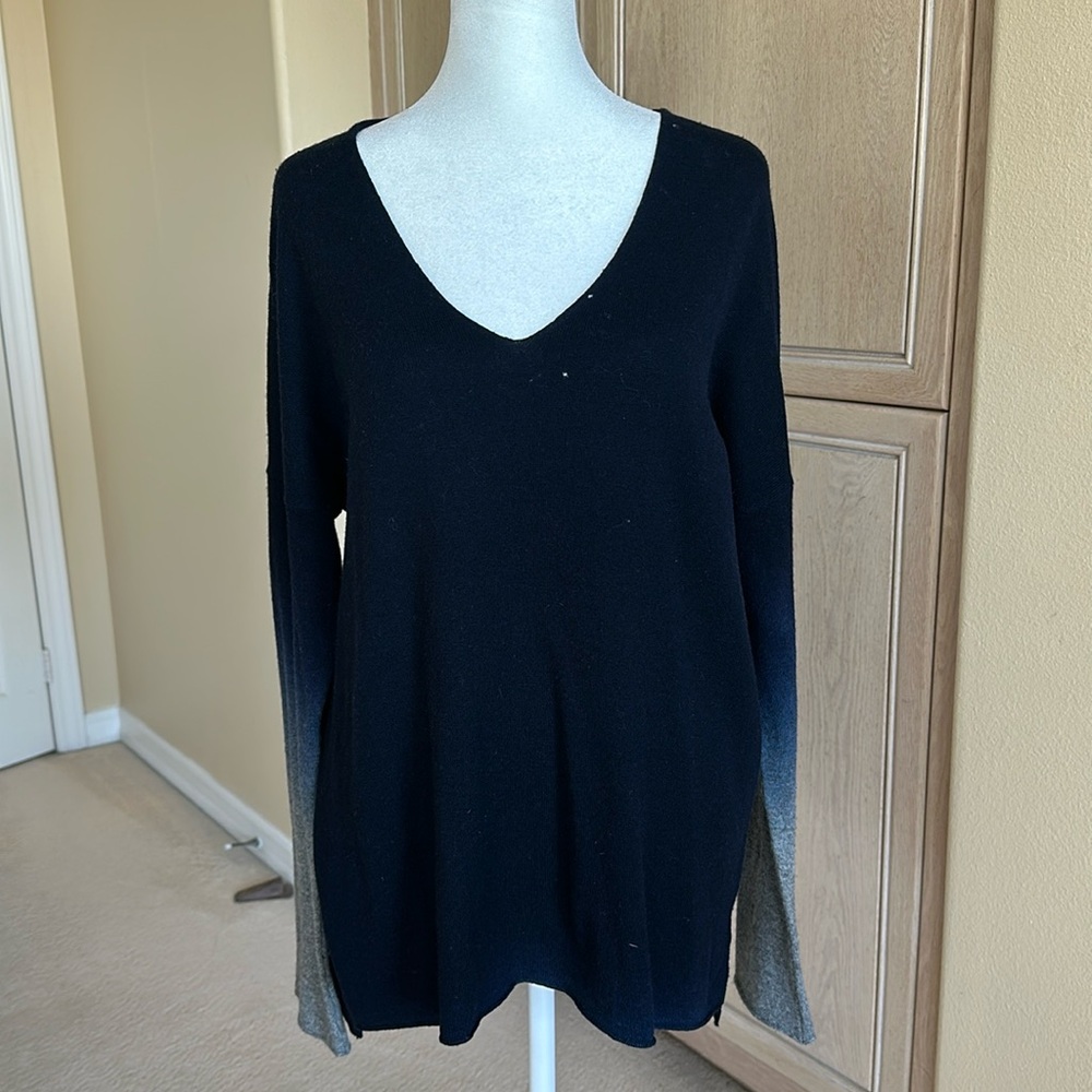 Vince Wool/Cashmere Dark Blue VNeck Sweater